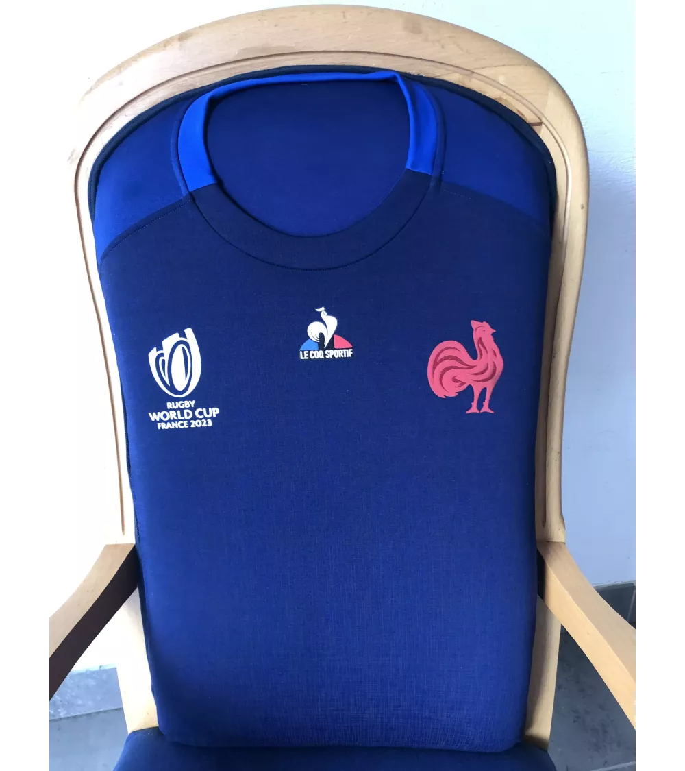 FAUTEUIL VOLTAIRE MAILLOT DE RUGBY EQUIPE DE FRANCE C3 2 FAUTEUIL VOLTAIRE MAILLOT DE RUGBY EQUIPE DE FRANCE C3 – Image 2